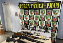 Arsenal é apreendido em Manaus após denúncia de violência doméstica feita ao vivo na TV