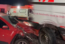 Ambulância do Samu é atingida por carro durante atendimento de emergência na zona leste de Manaus