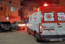 Homem é ferido com faca durante briga conjugal no Prosamin da Cachoeirinha e recusa socorro