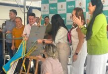Prefeito David Almeida entrega policlínica na zona Norte de Manaus