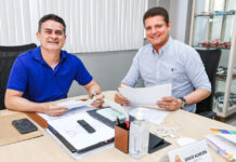 David Almeida transforma passe livre estudantil em política permanente e beneficia mais de 212 mil alunos em Manaus