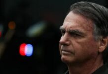 Bolsonaro é internado às pressas em hospital de Brasília