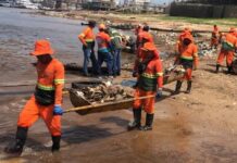 Prefeitura de Manaus retira mais de 350 toneladas de lixo por mês do rio Negro