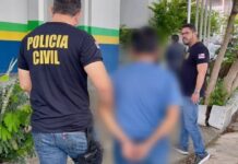 Guia turístico é preso por importunação sexual contra mulheres e criança estrangeira em Manaus