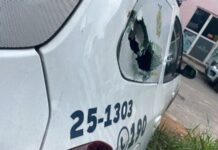 Viatura da PM é atacada com pedrada durante patrulhamento em área vermelha em Manaus