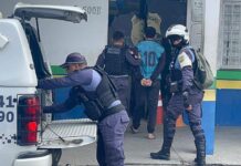 Homem é preso após tentar fugir de blitz do BPTran na Zona Norte de Manaus