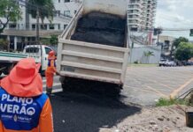 Prefeitura de Manaus realiza manutenção asfáltica em vias do Adrianópolis