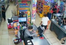 VÍDEO: Criminoso se passa por cliente e atira durante assalto em Manacapuru