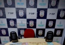 Romu apreende drogas e simulacros de arma no Centro Histórico de Manaus