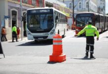 Prefeitura mobiliza cerca de 120 agentes para monitorar trânsito e realiza intervenções viárias durante o ‘Réveillon Manaus 2026’