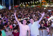 ‘Réveillon Gospel’ leva mais de 50 mil pessoas à Ponta Negra e prefeito David Almeida celebra fé e religiosidade de Manaus