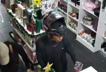 Casal assalta comércio e enche mochila com produtos no bairro São José, em Manaus