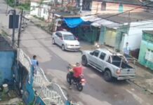 Trabalhador é assaltado por motociclista armado na zona sul de Manaus; Veja Vídeo