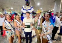 Chegada da Kamélia marca abertura oficial do Carnaval 2026 em Manaus