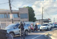 ROCAM prende três suspeitos de arrastão durante operação na Avenida Cosme Ferreira em Manaus