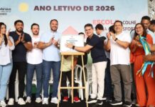 Prefeito David Almeida abre ano letivo de 2026 na zona ribeirinha e reafirma a educação como instrumento de transformação na Amazônia