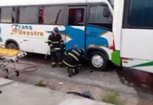 VÍDEO: Colisão entre três micro-ônibus deixa oito trabalhadores feridos no Distrito Industrial 2, em Manaus