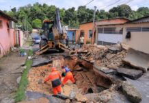 Prefeitura de Manaus realiza obra emergencial em rede de drenagem na zona Norte