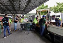 Prefeitura realiza limpeza e retirada de bancas abandonadas no Terminal 4