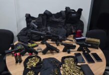 Ação da COE termina com prisão de três PMs apreensão de arsenal após troca de tiros em Iranduba no AM