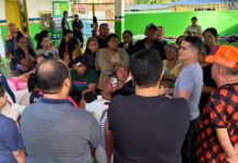 David Almeida visita abrigo e anuncia auxílio a famílias atingidas por chuva histórica em Manaus