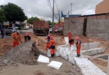 Prefeitura de Manaus entra na fase final de reconstrução de drenagem na Avenida Autaz Mirim
