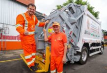 Uniformizado de gari, prefeito Renato Junior entrega novos caminhões compactadores e exalta a força da limpeza pública de Manaus