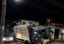 ROMPIMENTO DE TUBULAÇÃO ABRE CRATERA E AFUNDA CAMINHÃO NA ZONA SUL DE MANAUS