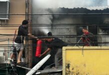INCÊNDIO DESTRÓI CASA NO COROADO E CASAL ENCONTRA IMÓVEL DEVASTADO AO VOLTAR DO TRABALHO
