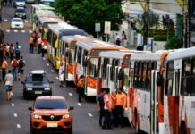Transporte coletivo opera com frota parcial em Manaus após paralisação nacional contra escala 6×1