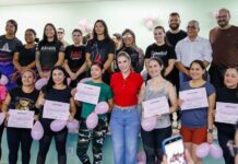 Primeira-dama Thaisa Cidade participa de certificação de curso de defesa pessoal feminina em Manaus