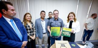 Governador Roberto Cidade assina concessões que viabilizam investimento de US$ 500 milhões da Petrobras em Urucu