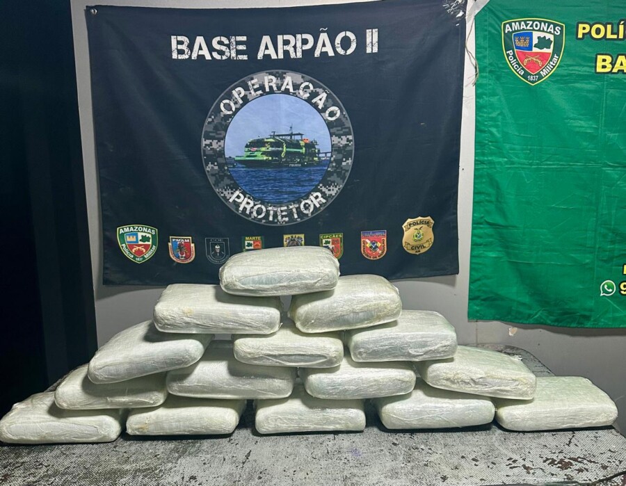 Policiais apreendem 20 quilos de skunk durante fiscalização em Coari.