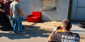 BORRACHEIRO É EXECUTADO DENTRO DA PRÓPRIA OFICINA NO BAIRRO ADRIANÓPOLIS, EM MANAUS Borracheiro morto em Manaus dentro da própria oficina no bairro