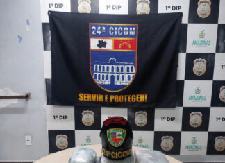 PM APREENDE 15 TABLETES DE SKUNK EM EMBARCAÇÃO NA ÁREA DA BALSA AMARELA, NO CENTRO DE MANAUS Apreensão de skunk em Manaus realizada pela Polícia Militar na área da Balsa Amarela.
