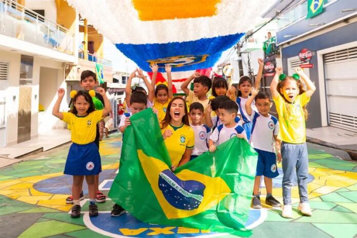 Deputada-Debora-Menezes-apresenta-os-golacos-do-seu-mandato-pela-seguranca-de-criancas-e-adolescentes-no-Amazonas
