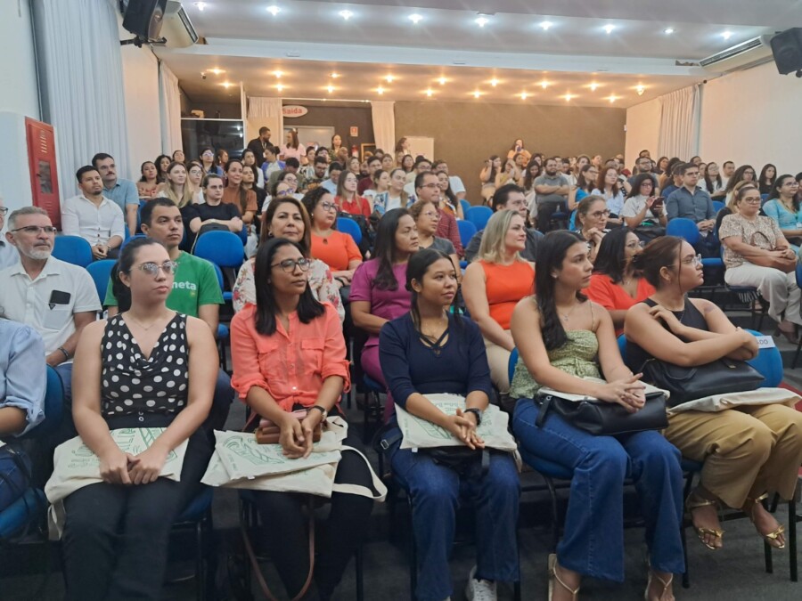 Profissionais participam de programa de residência em saúde da Semsa Manaus.