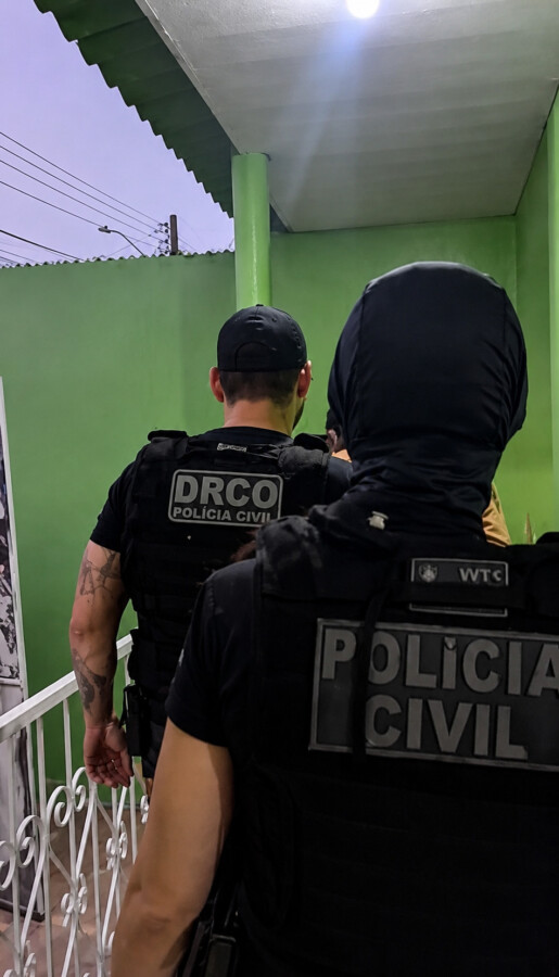Líder de facção preso em Manaus. Líder de facção preso durante operação policial em Manaus.