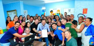 Prefeito Renato Junior sanciona lei que cria fundação inédita para ampliar atendimento a pessoas com autismo em Manaus