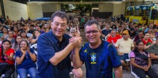 Eduardo Braga participa de encontro com lideranças e moradores no Parque das Garças