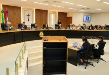 TCE-AM reúne municípios para formalizar políticas públicas do programa TCE pela Educação