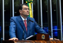 “Juntos vencemos a poderosa Fiesp”, diz Eduardo Braga após vitória da Zona Franca na Justiça