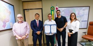 Governador Roberto Cidade assina resultado final do primeiro concurso público da história da Sema Amazonas