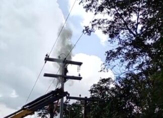 TRABALHADOR SOFRE DESCARGA ELÉTRICA DURANTE SERVIÇO NA BR-174 EM PRESIDENTE FIGUEIREDO, NO AMAZONAS Equipes de resgate atuam após acidente com trabalhador em rede elétrica de alta tensão em Presidente Figueiredo.