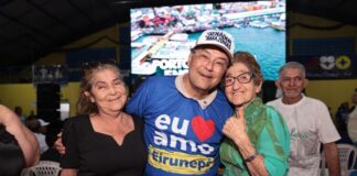 Eduardo Braga reúne multidão em Eirunepé, anuncia investimentos e reforça compromisso com o interior