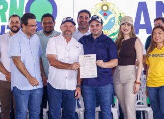 Governador Roberto Cidade leva ações do Governo Presente para Manacapuru