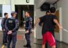 FUNCIONÁRIO DE CONDOMÍNIO É MORTO EM MANAUS APÓS DISCUSSÃO COM MORADOR NO CONJUNTO TOCANTINS Perícia e equipes policiais no Conjunto Tocantins, onde funcionário de condomínio foi morto a facadas em Manaus.