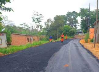 Prefeitura de Manaus avança com pavimentação de trecho do ramal do Baiano, no Tarumã-Açu