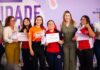 Débora Menezes destaca avanço na proteção de estudantes durante ação em escola estadual