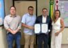 Governador Roberto Cidade assina ordem de serviço para obras de pavimentação em Barcelos